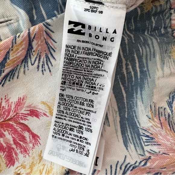 Billabong x Wrangler shorts romper - Picture 3 of 7